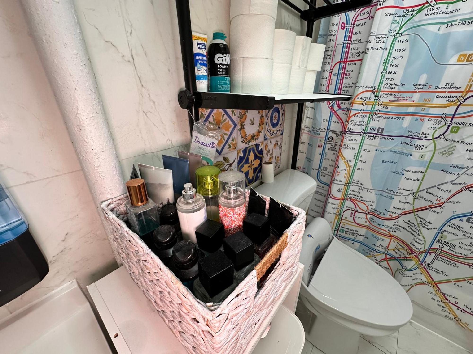 Tropical Comfort Room In Harlem Cozy Stay With Snacks & Style نيو يورك المظهر الخارجي الصورة